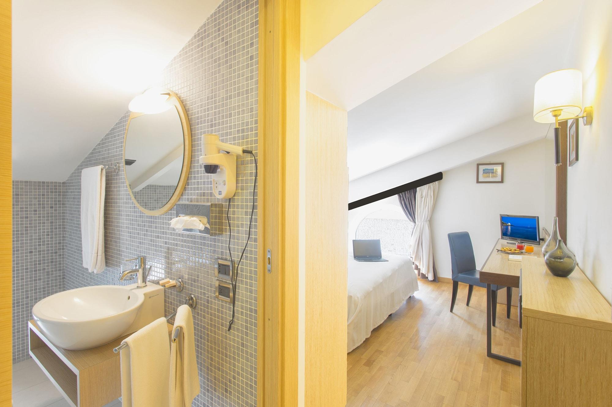 Virgilio Grand Hotel Sperlonga Esterno foto