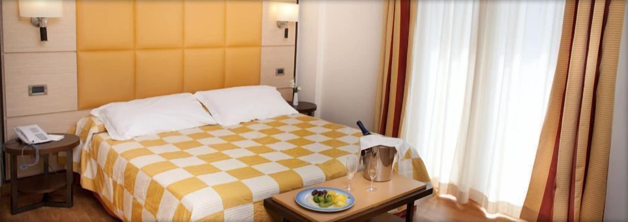 Virgilio Grand Hotel Sperlonga Esterno foto